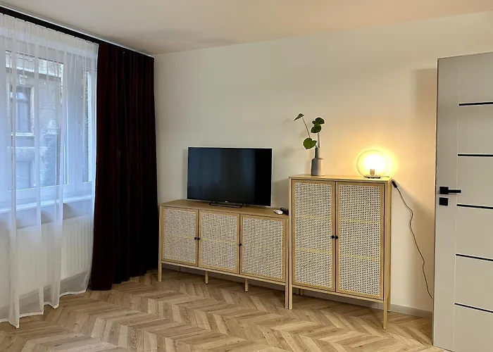 Apartment Tamaja 2 *